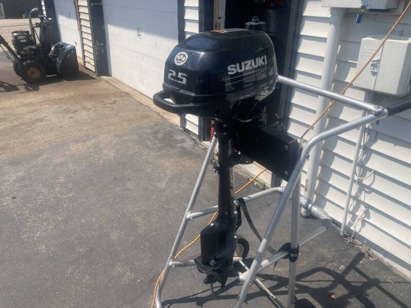 2015 Suzuki 2.5  4  Stroke