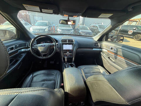 2017 Ford Explorer Limited