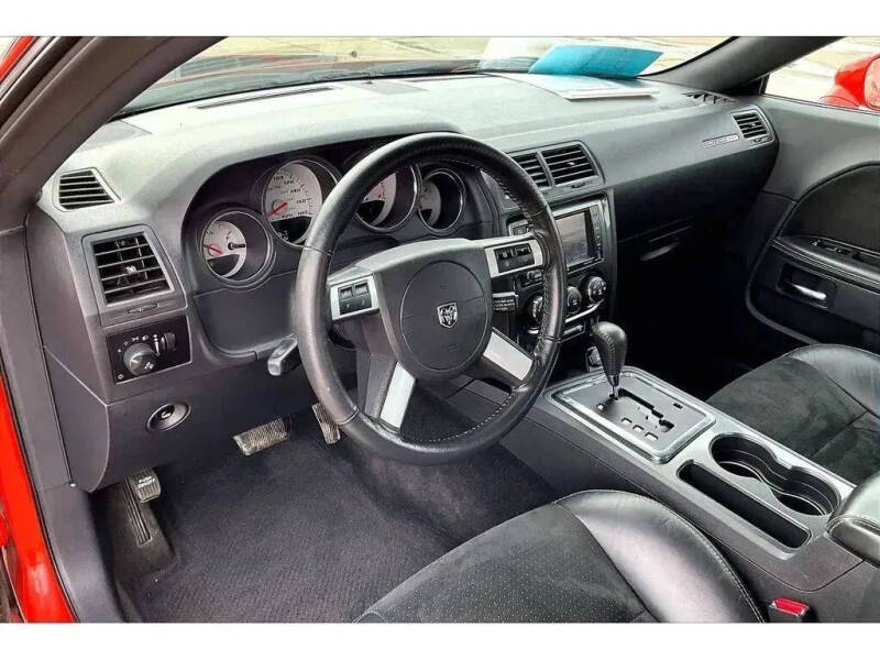 2009 Dodge Challenger SRT8