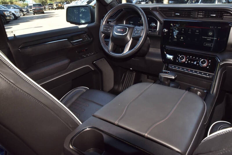 2024 GMC Sierra 1500 AT4X