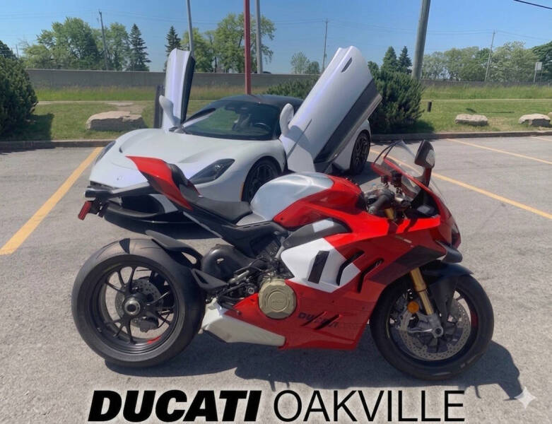 2024 Ducati Panigale V4 R