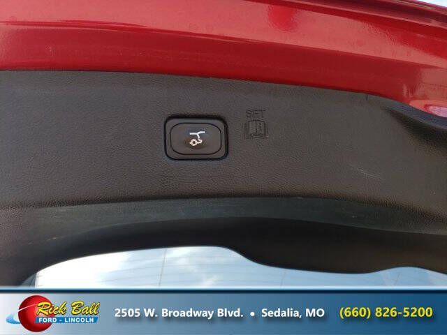 2023 Ford Edge Titanium