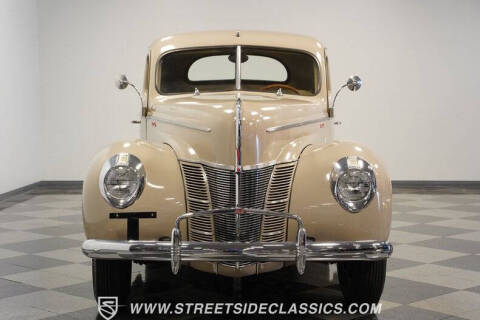 1940 Ford Deluxe
