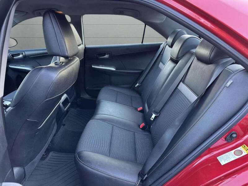 2014 Toyota Camry SE