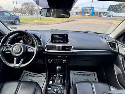 2018 Mazda MAZDA3 Touring