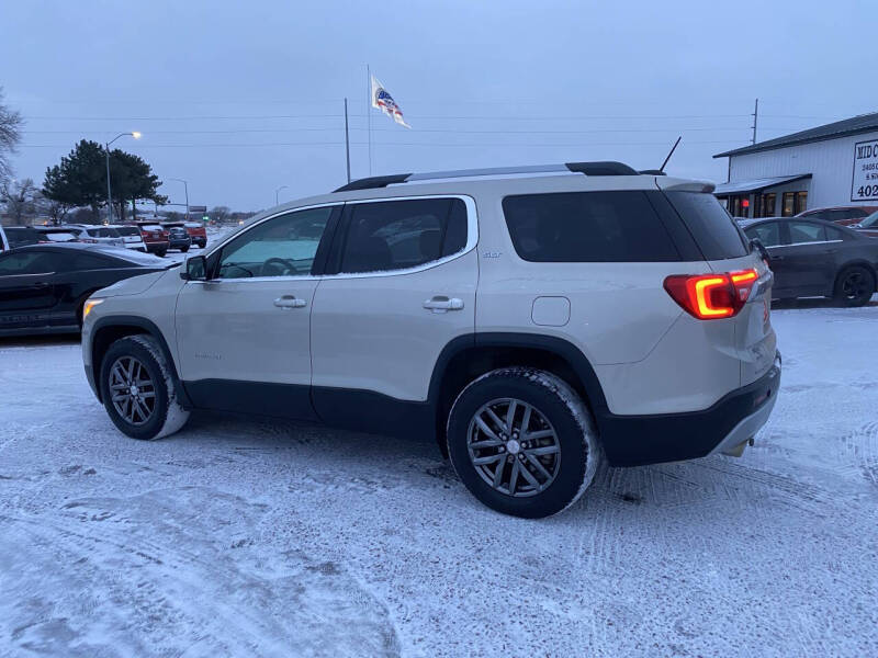 2017 GMC Acadia SLT-1