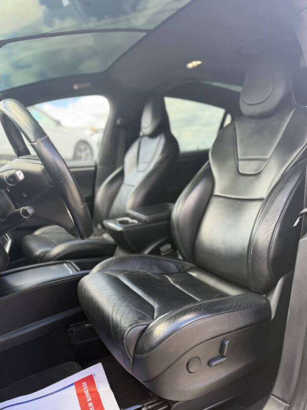 2017 Tesla Model X 75D