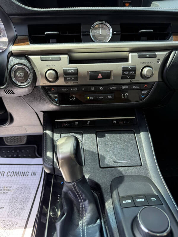 2017 Lexus ES 350