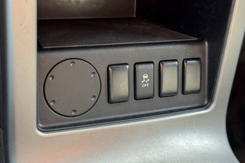 2012 Nissan Pathfinder SV