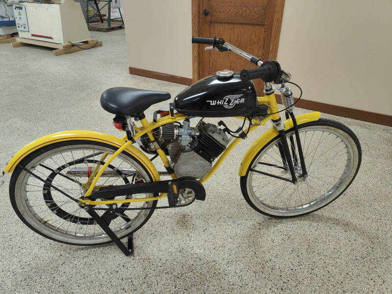1960 Whizzer n/a