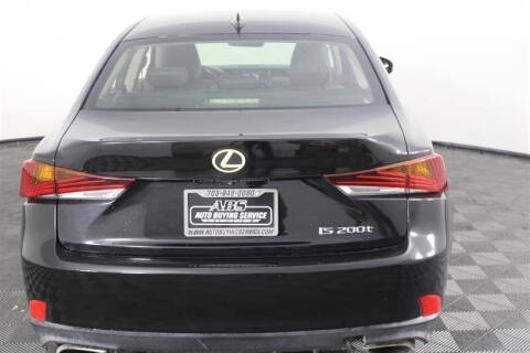 2017 Lexus IS 200t