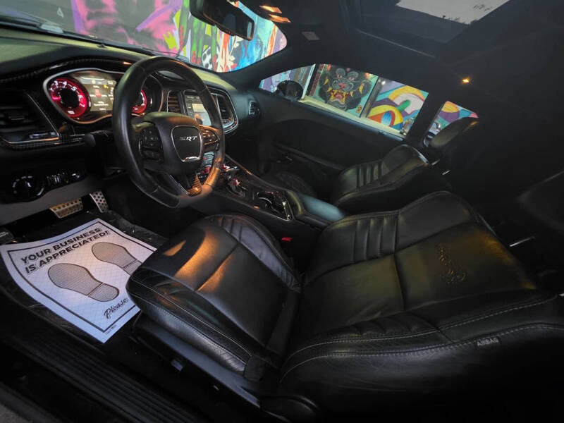 2016 Dodge Challenger SRT Hellcat