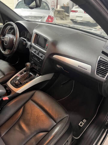 2012 Audi Q5 3.2 quattro Premium Plus