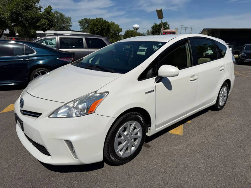 2012 Toyota Prius v