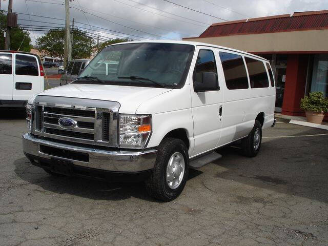 2009 Ford E-Series E-350 SD XLT
