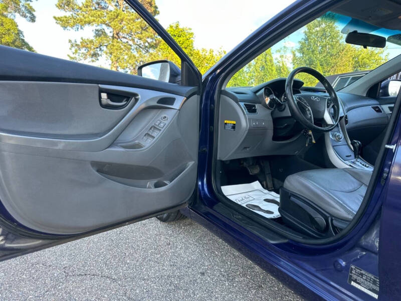 2012 Hyundai Elantra Limited