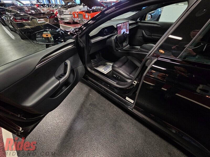 2021 Tesla Model S Plaid