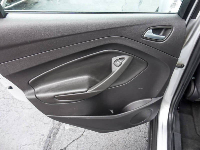 2015 Ford C-MAX Hybrid SE