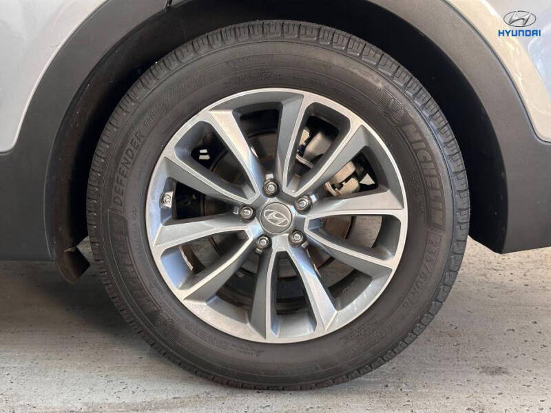 2018 Hyundai Santa Fe SE