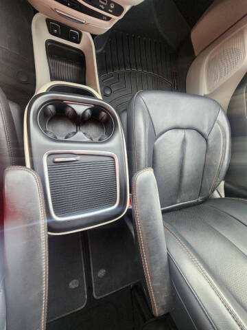 2020 Chrysler Pacifica Touring L Plus