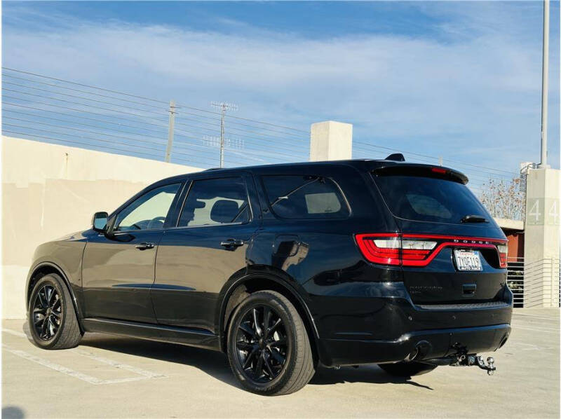 2017 Dodge Durango R/T photo 6