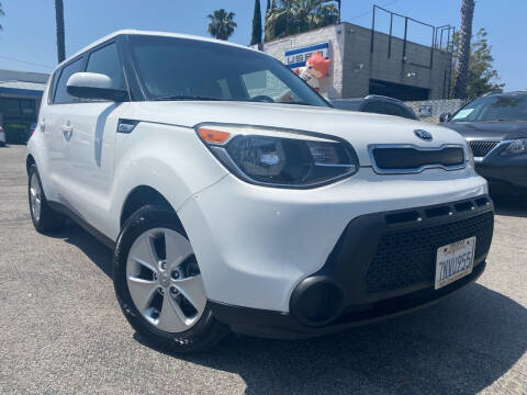 2016 Kia Soul for sale at Galaxy of Cars in North Hills CA