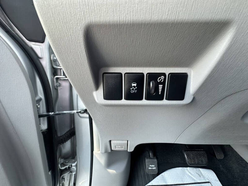 2015 Toyota Prius v Two