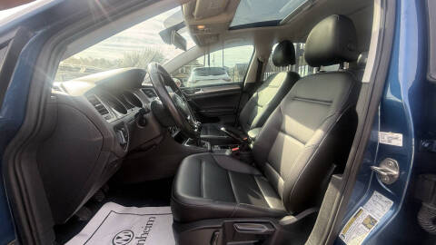 2017 Volkswagen Golf TSI Wolfsburg Edition