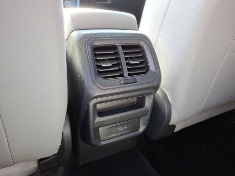 2022 Volkswagen Taos SE 4Motion