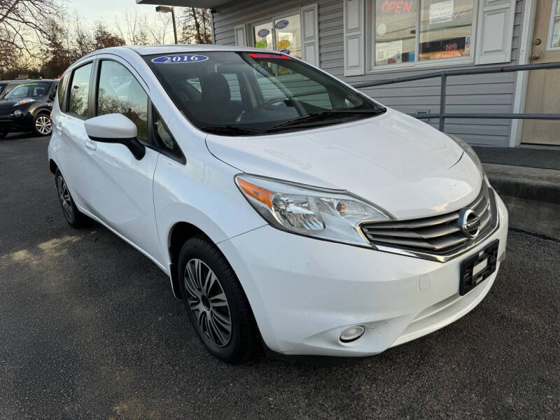 2016 Nissan Versa Note SV photo 9