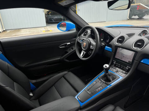 2025 Porsche 718 Cayman