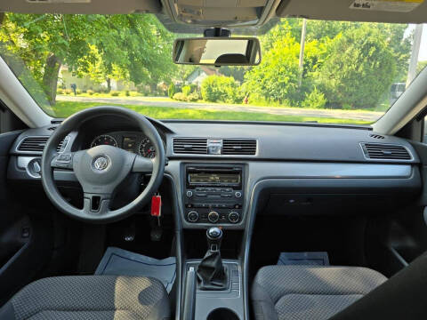 2012 Volkswagen Passat S