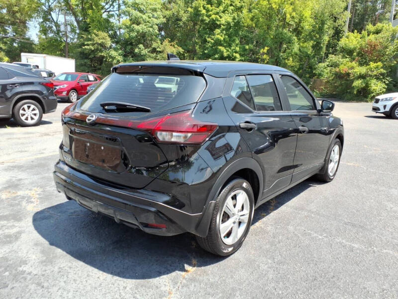 2024 Nissan Kicks S