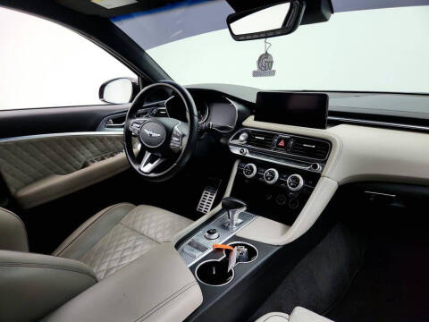 2022 Genesis G70