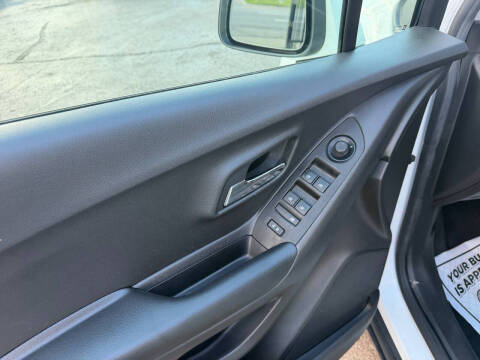2022 Chevrolet Trax LS