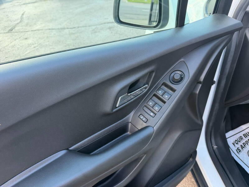 2022 Chevrolet Trax LS