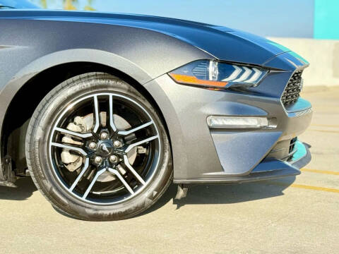2020 Ford Mustang