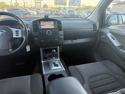 2012 Nissan Pathfinder S
