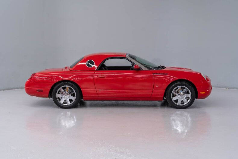 2003 Ford Thunderbird