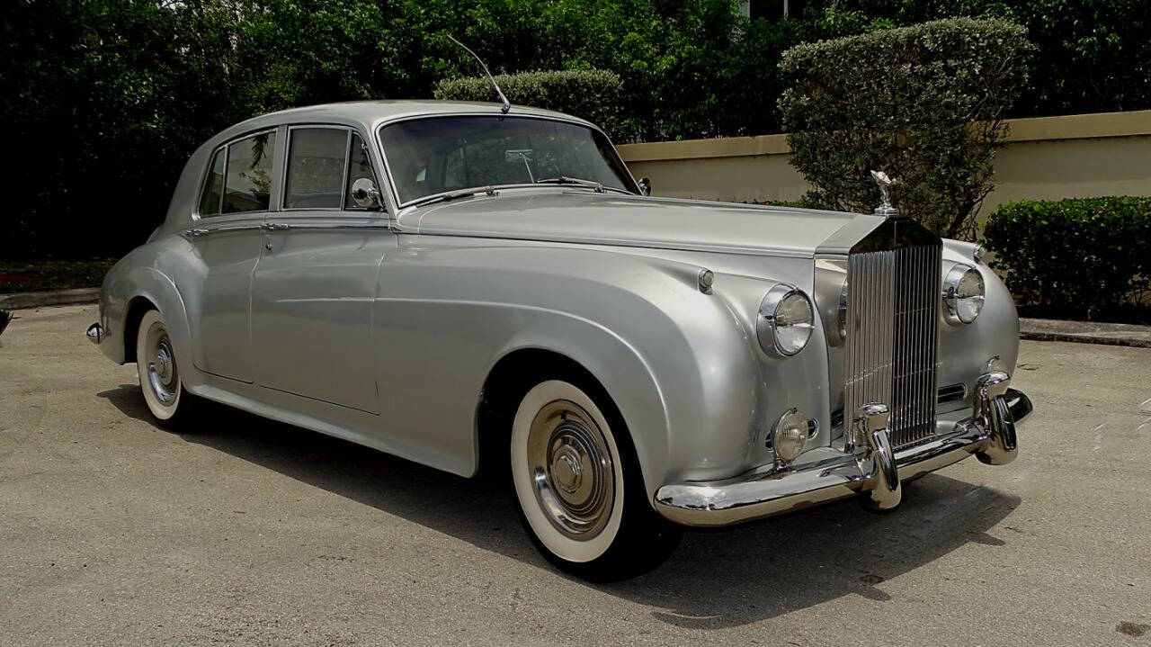 1957 Rolls-Royce Silver Cloud III 7