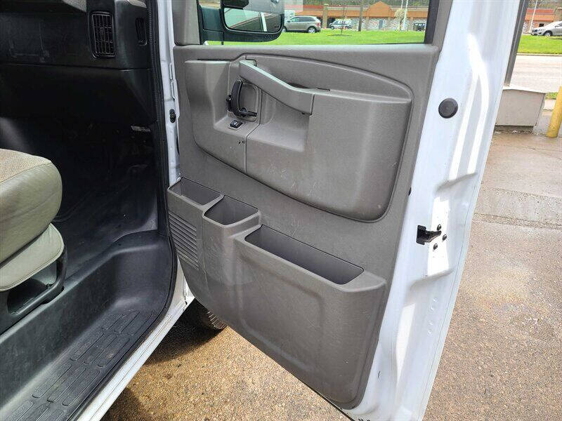 2018 GMC Savana 2500