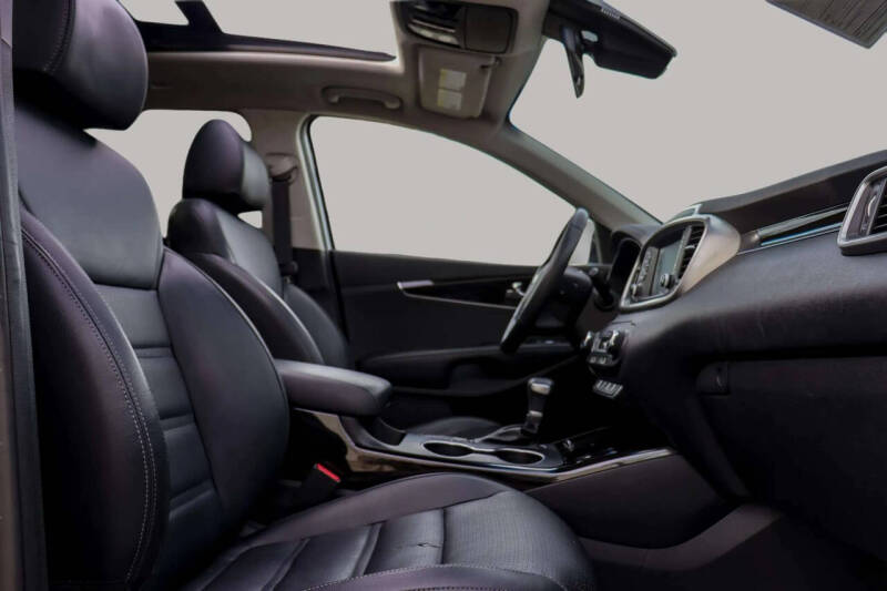 2020 Kia Sorento EX V6