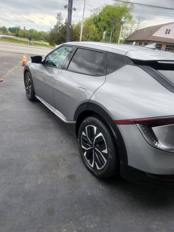 2023 Kia EV6 Wind - Photo 7