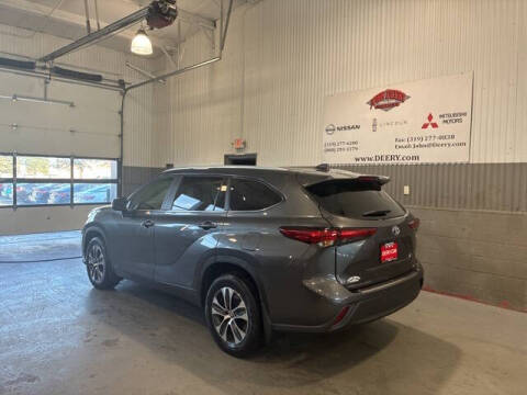 2023 Toyota Highlander Hybrid XLE