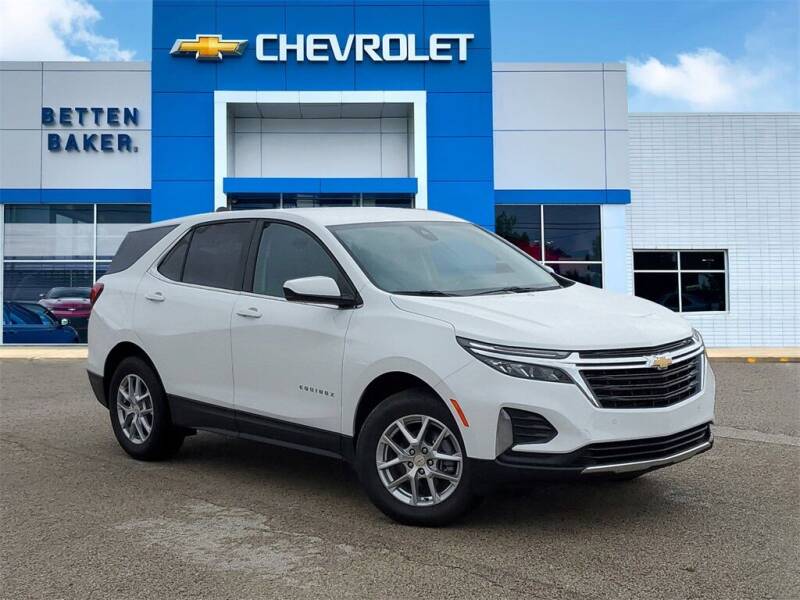2023 Chevrolet Equinox for sale at Betten Baker Preowned Center in Twin Lake MI