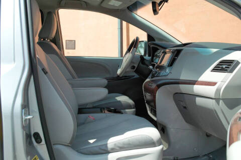 2013 Toyota Sienna