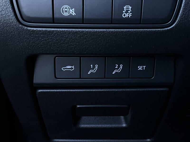 2025 Mazda Mazda3 Sedan 2.5 S Carbon Edition