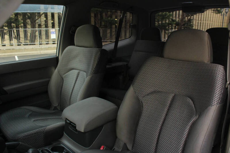 2000 Mitsubishi Pajero