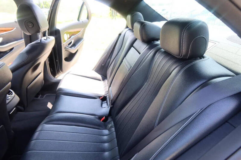 2019 Mercedes-Benz E-Class E 300