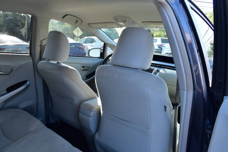 2015 Toyota Prius Two